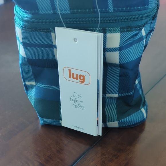 Lug Blue and Green Toiletry Bag with Insulated Design - Picture 3 of 8